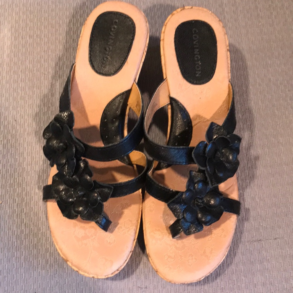 Sweet Covington Black Flowered Sandals sz 8